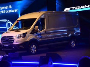 Türkiye’nin İlk Elektrikli Ticari Aracı Hattan İndirildi