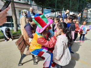 Roman Haftasında Rengarenk Kutlama