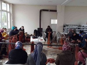 Kaymakam Atasoy “Ağ Örme” Kursunu Ziyaret Etti