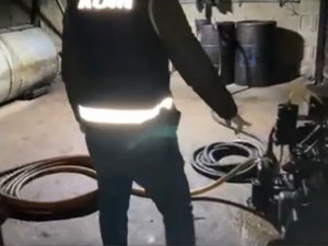 Tır Garajından 5 Bin Litre Kaçak Akaryakıt Çıktı