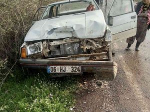 Yenice’de Trafik Kazası: 2 Yaralı