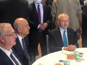 Chp Lideri Kılıçdaroğlu: “Barışa, Sevgiye, Dostluğa Ve Kardeşliğe İhtiyaç Duyduğumuz Bir Aydayız”