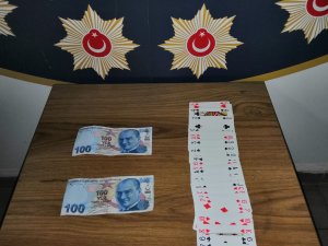 Bursa’da Aynı Gece Çifte Kumar Baskını