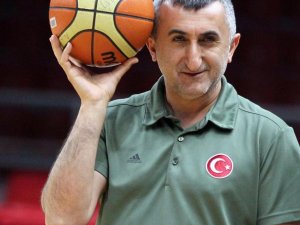Aziz Akkaya, Görevini Bıraktı