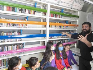 Yenice Kurs Merkezindeki Öğrenciler ’Kitobüs’le Tanıştı