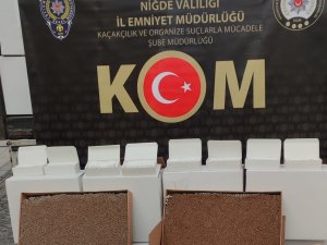 Polisin Durdurduğu Tırda 11 Milyon Makaron Ele Geçirildi