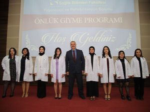 Geleceğin Sağlıkçıları Törenle Önlük Giydi