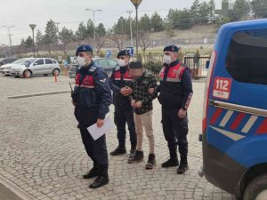 Kesinleşmiş 10 Yıl Hapis Cezası Bulunan Şahıs Köyde Yakalandı