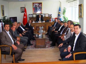 Gelincik Sınır Kapısının Açılma Girişimleri