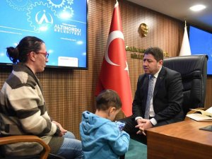 Başkan Tören, Halk Gününde Vatandaşlarla Buluştu