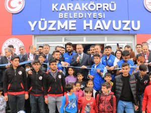 Bakan Kasapoğlu, Şanlıurfa’da Yüzme Havuzunun Açılışını Yaptı