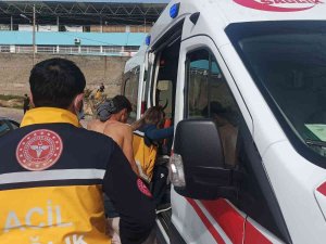 Okuldan Çıkan Öğrenci Saldırıya Uğradı: 1 Yaralı