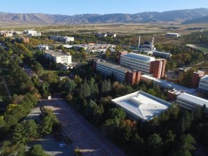 Yeşil Kampüste Yeşillik Çalışmaları Sürüyor