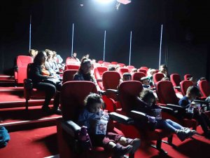 Çukurca’da Ücretsiz Sinema Keyfi