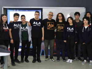 Amerika’dan Şeref Ödülü Kazanan Adanalı Gençler Destek Bekliyor