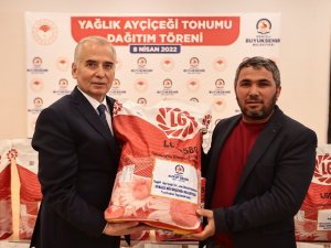 Çiftçiye Sağlanan Tohum Desteğiyle 10 Bin Dekardan 36 Milyonluk Gelir Sağlanacak