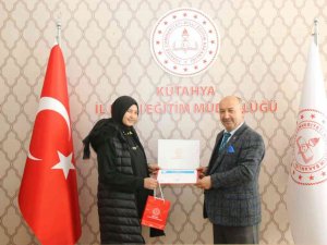 Kütahya’da Yarışmada Dereceye Giren Öğrenciler Ödüllendirildi