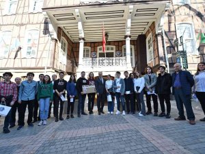 Derece Yaptılar, Ödülü Kazandılar