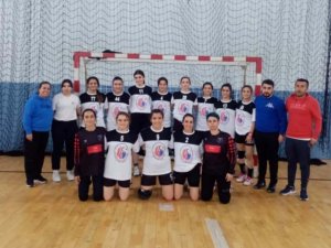 Malatya Necatibey Ortaokulu Hentbol Takımında 1.lig Sevinci