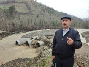 250 Nüfuslu Köy Halkı Geceyi Sel Korkusuyla Ayakta Geçirdi