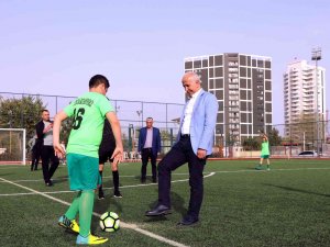 Akdeniz Belediyesi 23 Nisan Futbol Turnuvası Başladı
