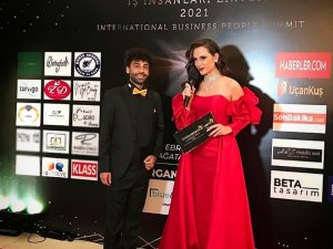 Estetik Uzmanı Özer’den Pürüzsüz Cilt Önerileri