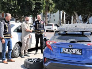 Lastikle Beraber 4 Jantı Çalınıp Sabah Şok Yaşayan Adam Bu Kez Mutluluk Yaşadı