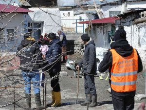 Kars’ta Selden Etkilenen Bölgede Hasar Tespiti Yapılıyor