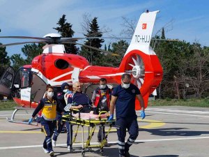Kalp Ritmi Bozuk Hasta Ambulans Helikopterle Hastaneye Sevk Edildi