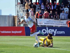Spor Toto 1. Lig: Ümraniyespor: 2 - Mke Ankaragücü: 2