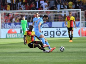 Spor Toto Süper Lig: Göztepe: 1 - Kayserispor: 2 (İ̇lk Yarı)