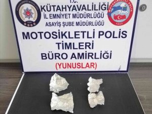 Kütahya’da İki Şahsın Üzerinde Uyuşturucu Bulundu