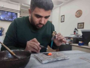 Bu Tespihin Fiyatı Dudak Uçuklatıyor: 400 Bin Tl