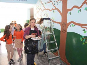 Okulda ‘Koridor Kütüphanesi’