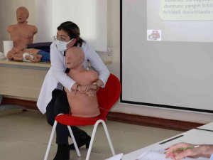 Büyükşehir Personeline Temel İlk Yardım Eğitimi