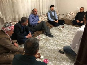 Kaymakam Kurt Ve Belediye Başkanı Dündar Gazi Ailesiyle İftar Açtı