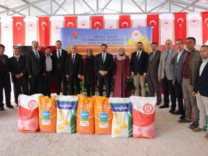 Amasya Valiliği Ayçiçeği Tohumu Desteğini Artırdı