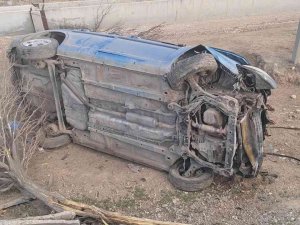 Konya’da Kontrolden Çıkan Otomobil Takla Attı: 6 Yaralı