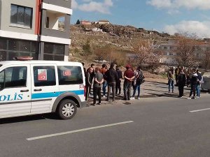 11. Kattan Düşen Genç Kız Ağır Yaralandı