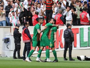 Amedspor Play-off’a Doğru