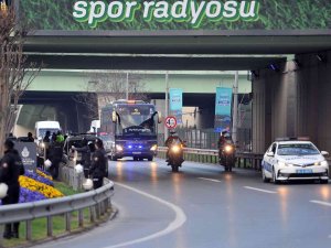 Fenerbahçe Stada Geldi