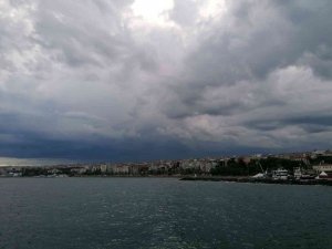 Meteorolojiden Son Dakika Uyarısı: Sıcaklıklar 15 Derece Birden Düşecek