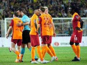 Galatasaray Bu Sezon Deplasmandaki 8. Yenilgisini Aldı
