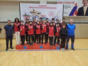 Düzce Taekwondoda Yarı Finalde