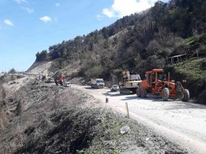 Heyelanın Kapattığı Kastamonu-çatalzeytin Karayolu 8 Gün Sonra Açıldı