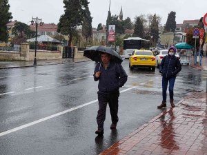 Tekirdağ’da Havalar Soğudu, Yağış Başladı