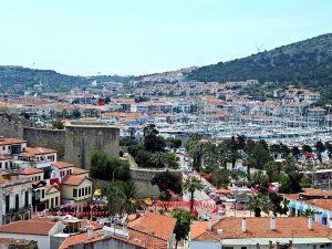 Bayramda Çeşme Otelleri Dolacak