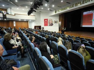 Yenimahalle’de Aile İ̇çi Etkili İ̇letişim Semineri