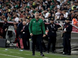 Kocaelispor’da Mehmet Altıparmak İle Yollar Ayrılıyor