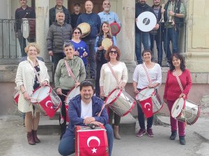 Burhaniye’de Özgür Kanatlar Bandosu 13 Nisan’a Hazırlanıyor